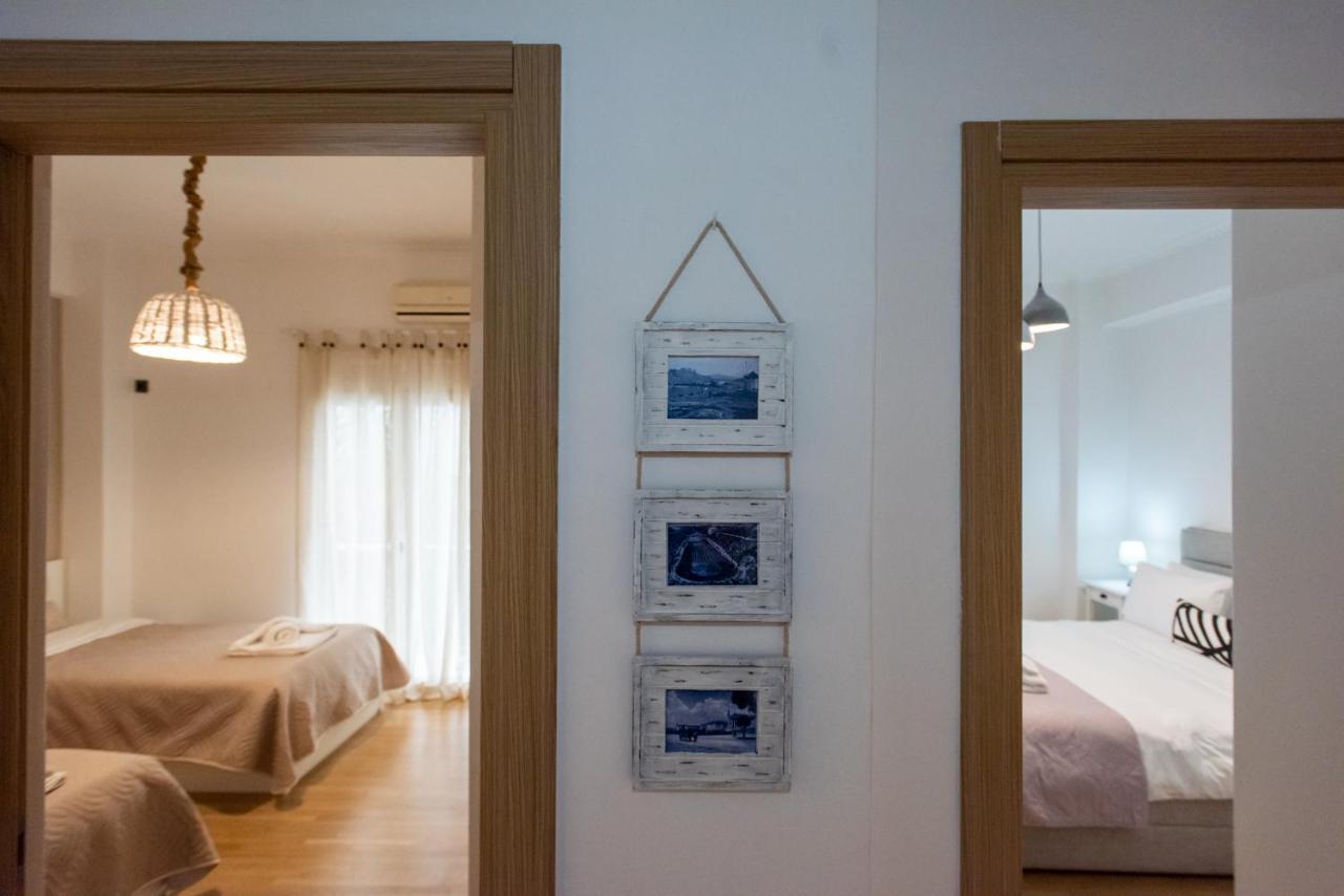 Blue Ark Loving * Athènes